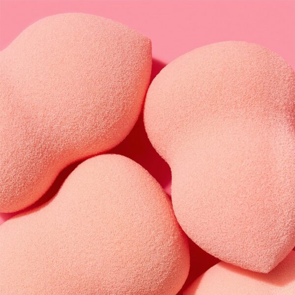 e.l.f. 84046 Cosmetics Blending Sponge, Flawlessly Applies Makeup for a Smooth, Professional Finish(1) - Image 2