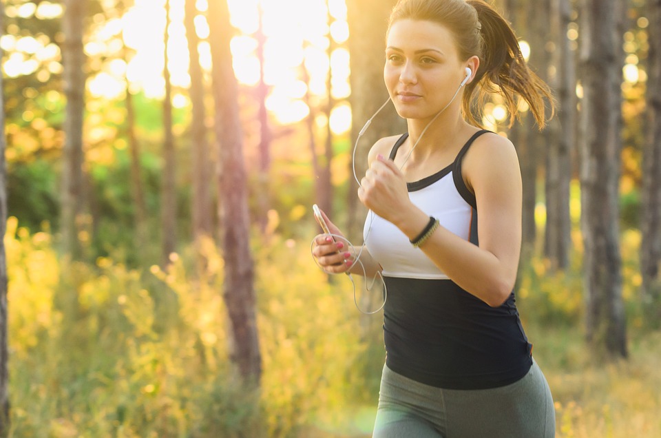 "Fitness Tips for Busy Professionals: How to Stay Active on the Go"