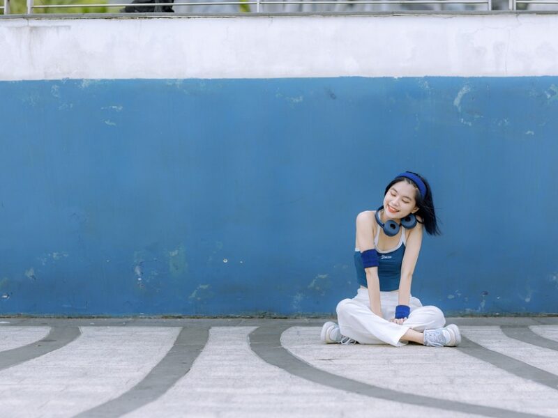 "Accessorize Like a Pro: Tips for Perfecting Your Look"