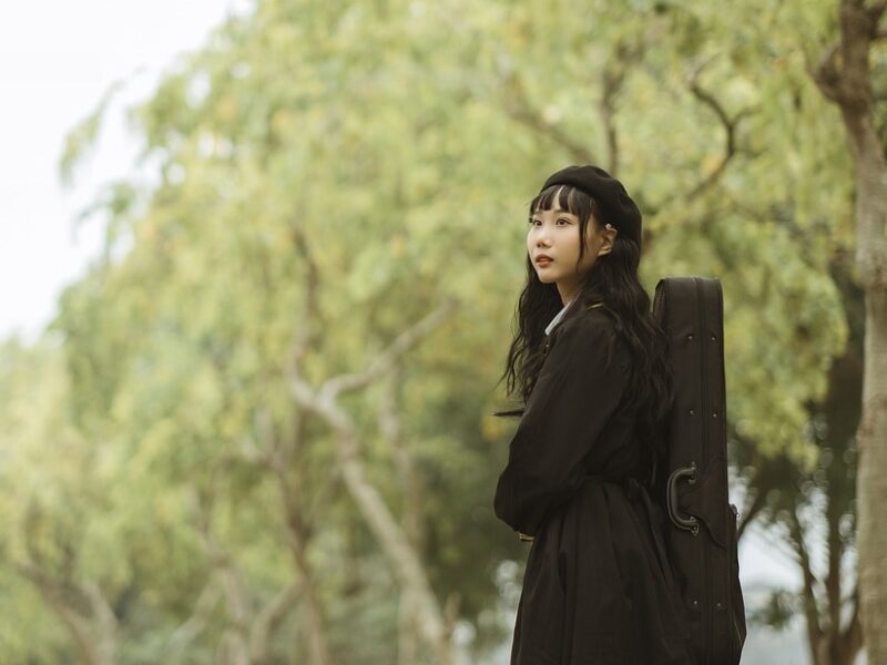 "Dress for Success: Fashion Tips for Making a Lasting Impression in the Workplace"