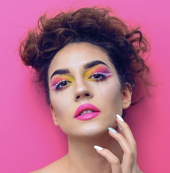 "5 Essential Fashion Tips to Elevate Your Wardrobe"