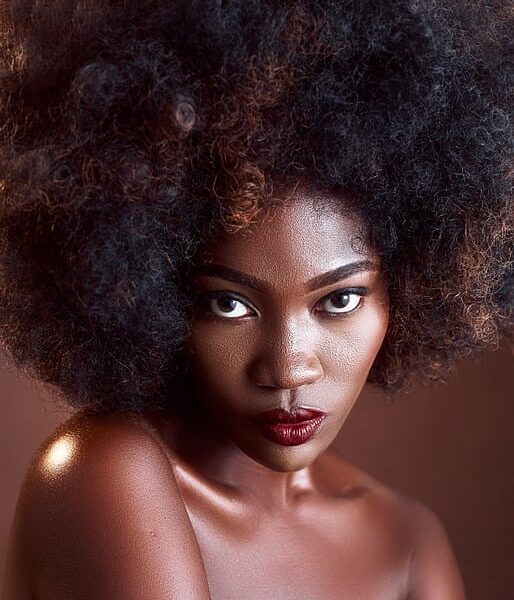 "Budget-Friendly Fashion Tips for Looking Chic on a Budget"