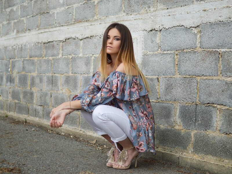 "Seasonal Switch-Up: How to Transition Your Wardrobe from Winter to Spring"